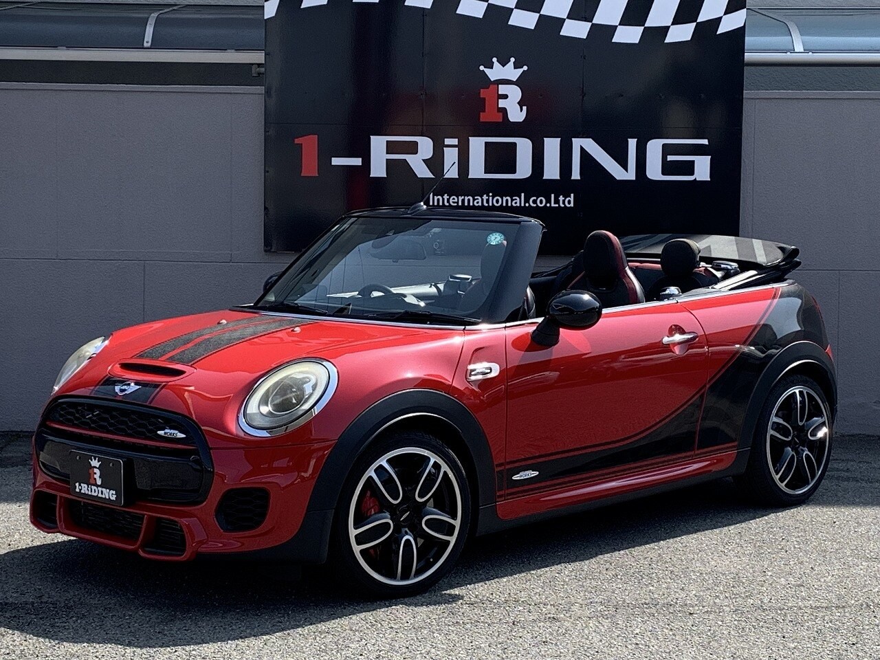 ミニコンバーチブル